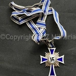 Ehrenkreuz der Deutschen Mutter 2. Stufe – Silver