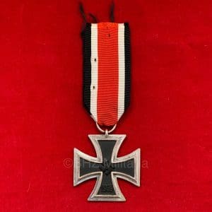 Iron Cross 2nd Class 1939 - 4 - Steinhauer & Lück